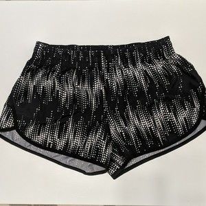 Danskin Now  Black and White Running Shorts Size Large